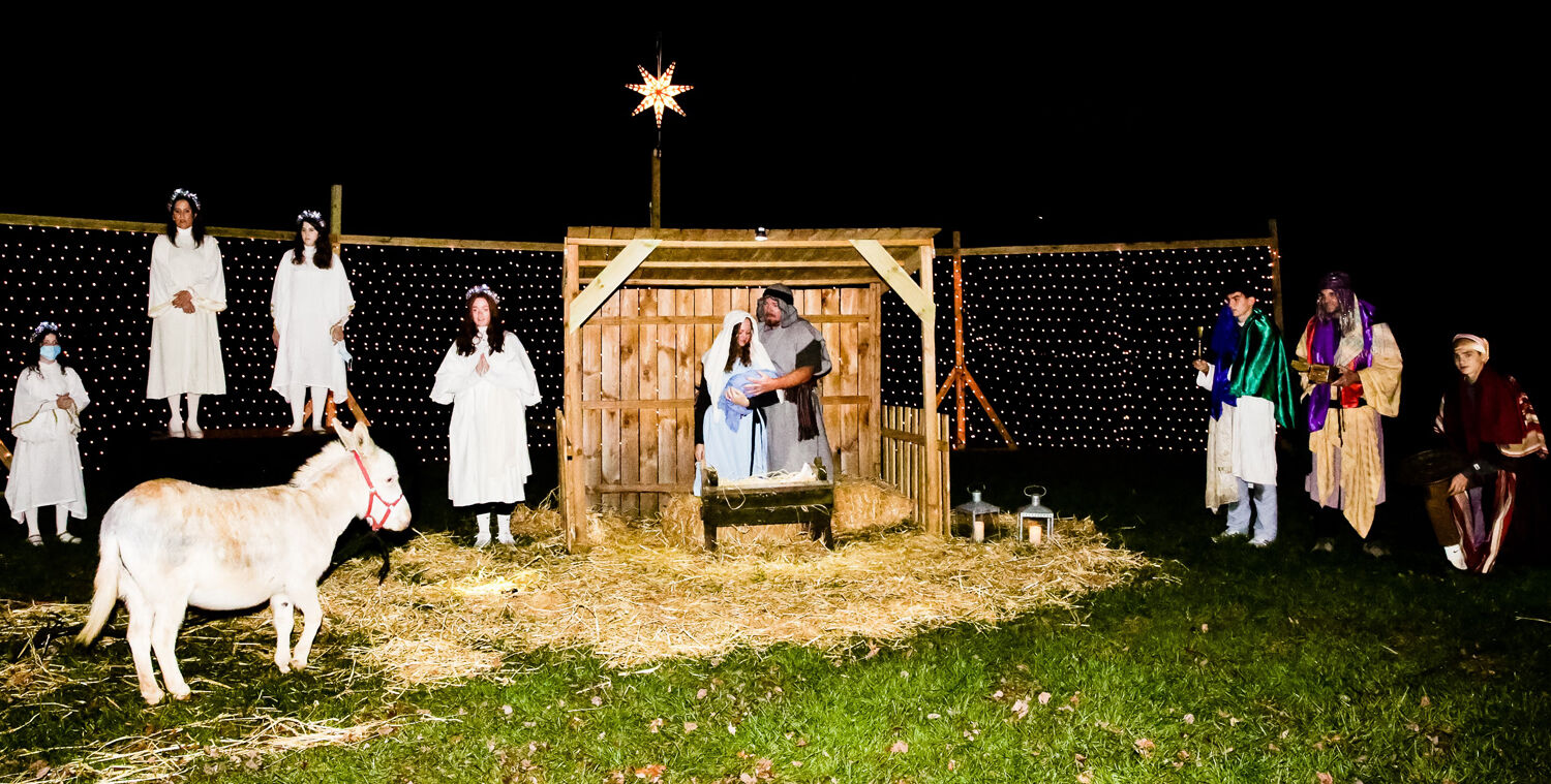 Live Nativity 11